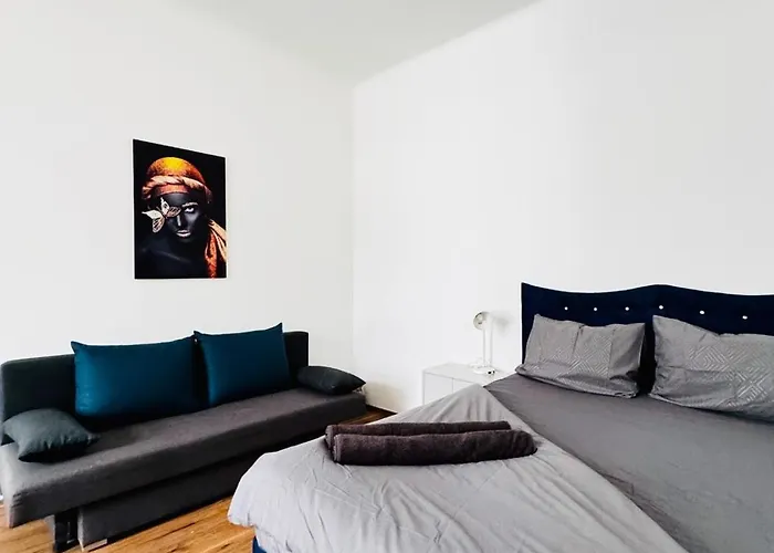 Chic Retreat Near Augarten Park דירה וינה